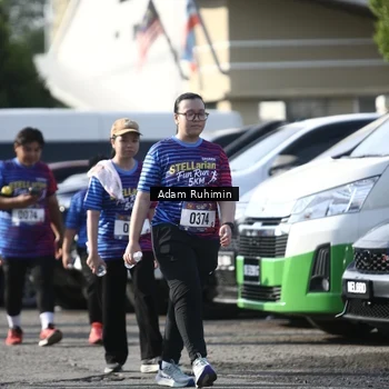 Runner Photo 8008018