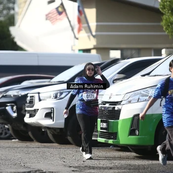 Runner Photo 8008019
