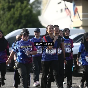 Runner Photo 8008054