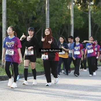 Runner Photo 8008068