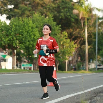 Runner Photo 8008150
