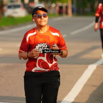 Runner Photo 8008168