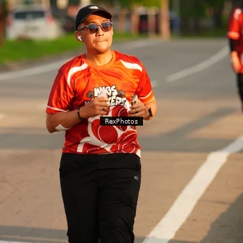 Runner Photo 8008169