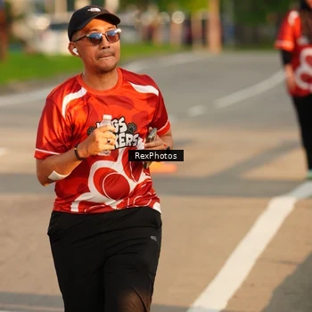 Runner Photo 8008180