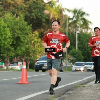 Runner Photo 8008210