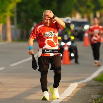 Runner Photo 8008226