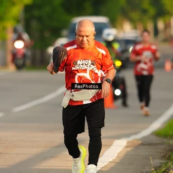 Runner Photo 8008236