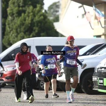 Runner Photo 8008342