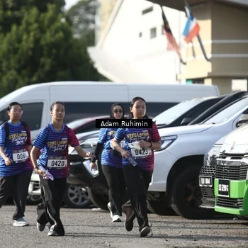 Runner Photo 8008410