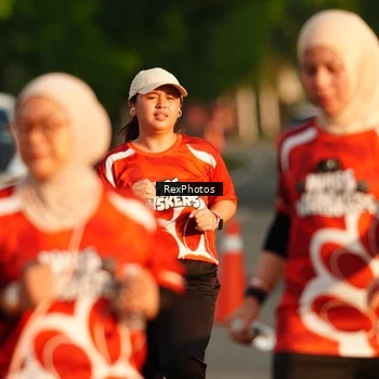 Runner Photo 8008511