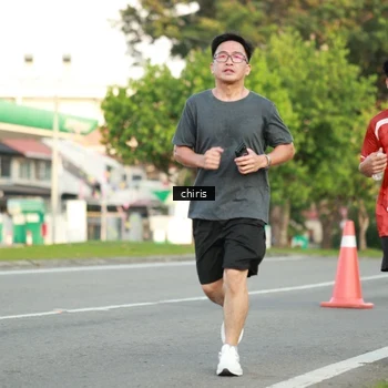 Runner Photo 8008573