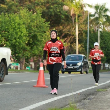 Runner Photo 8008696