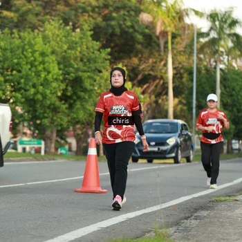 Runner Photo 8008701
