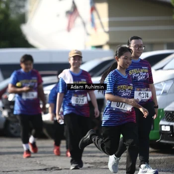 Runner Photo 8008709