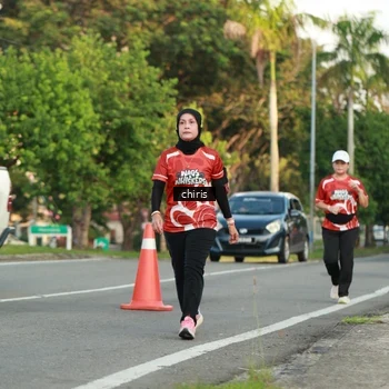 Runner Photo 8008714
