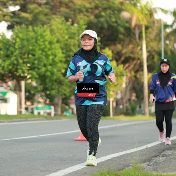 Runner Photo 8008800