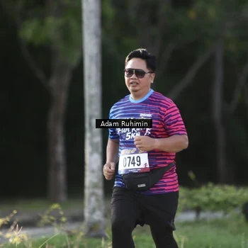 Runner Photo 8008910