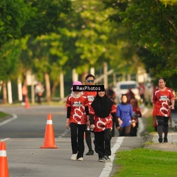 Runner Photo 8008912