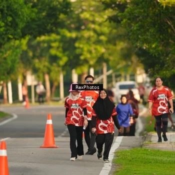 Runner Photo 8008918