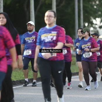 Runner Photo 8008922