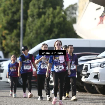 Runner Photo 8008974
