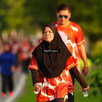 Runner Photo 8008994