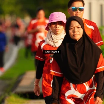 Runner Photo 8009016