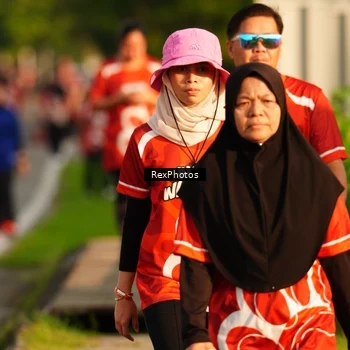 Runner Photo 8009025