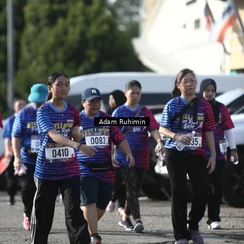 Runner Photo 8009033