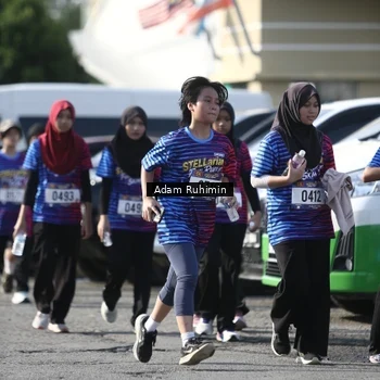 Runner Photo 8009049