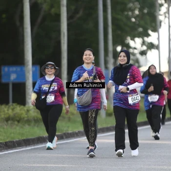 Runner Photo 8009080