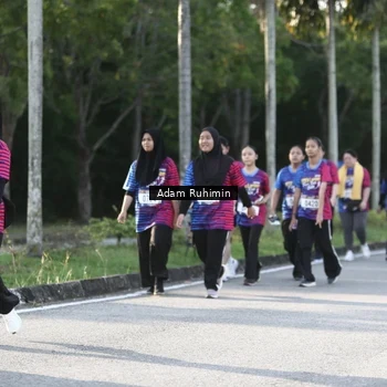 Runner Photo 8009102