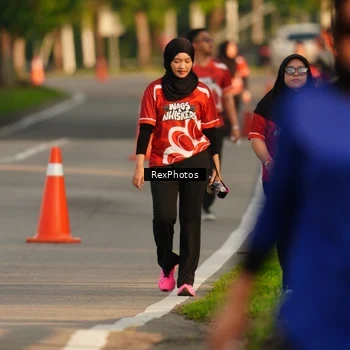 Runner Photo 8009117