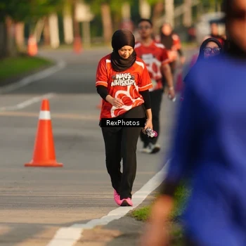 Runner Photo 8009144