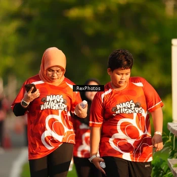 Runner Photo 8009157
