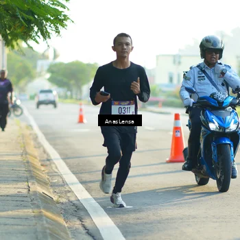 Runner Photo 8009166