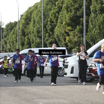 Runner Photo 8009230
