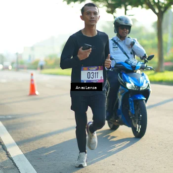 Runner Photo 8009239