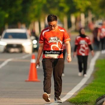 Runner Photo 8009256