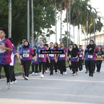 Runner Photo 8009258
