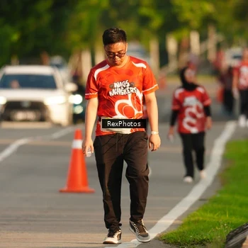 Runner Photo 8009260