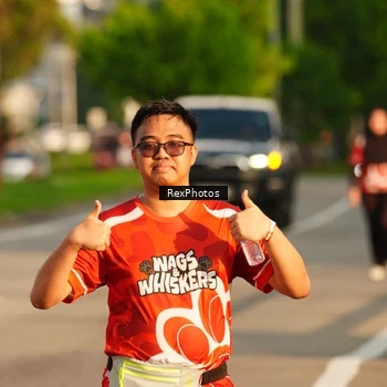 Runner Photo 8009351