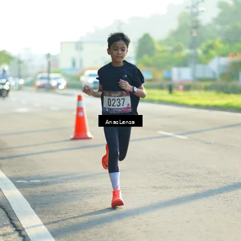 Runner Photo 8009381