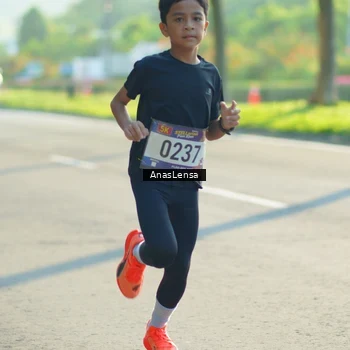 Runner Photo 8009402