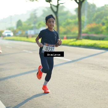 Runner Photo 8009404