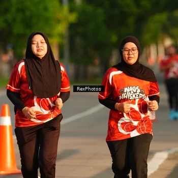 Runner Photo 8009411