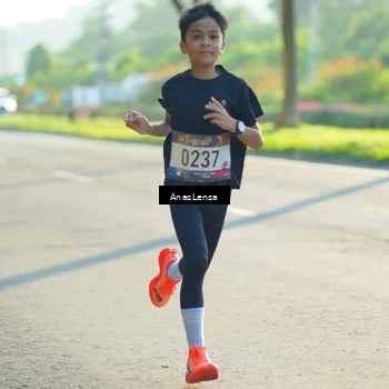Runner Photo 8009448