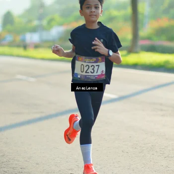 Runner Photo 8009460
