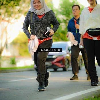 Runner Photo 8009477