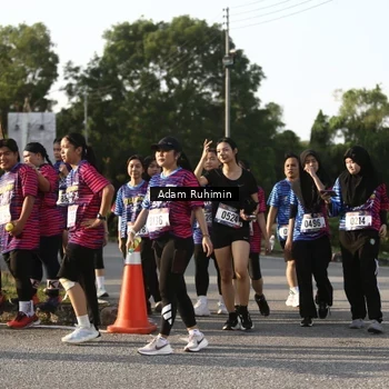 Runner Photo 8009600